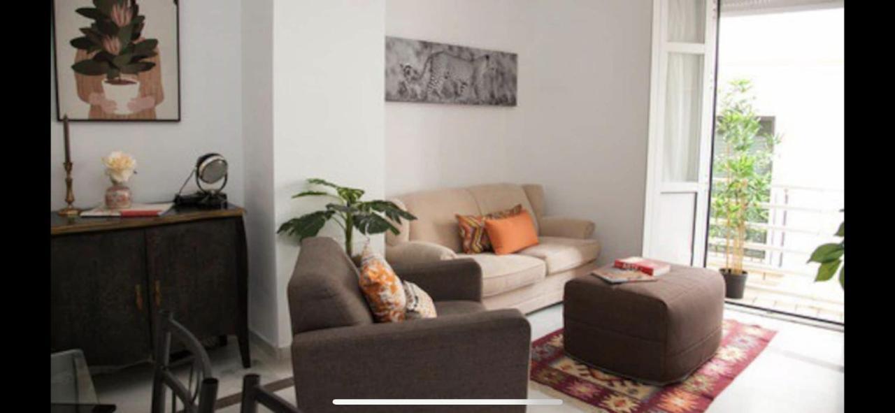 Very Nice Apartament. City Center. Private Parking Seville Luaran gambar