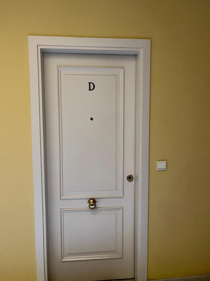 Very Nice Apartament. City Center. Private Parking Seville Luaran gambar